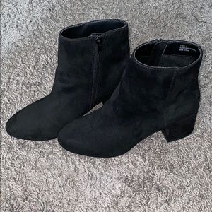 F21 - Boots